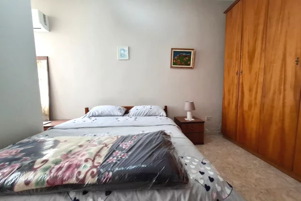 Shtepi me qera Apartament ne Tirane, 2+1, Mobilimi E mobiluar, Pagesa 50,000  Leke.