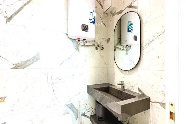 Shtepi me qera Apartament ne Tirane, 3+1, Mobilimi E mobiluar, Pagesa 1,050  Euro.