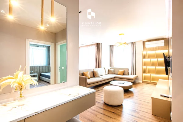 Shtepi me qera 3+1 ne Tirane - 1,050 Euro