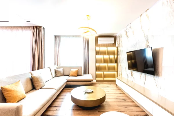 Shtepi me qera 3+1 ne Tirane - 1,050 Euro