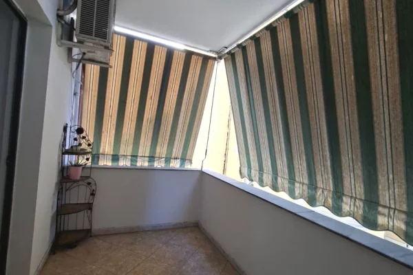 Shtepi me qera Apartament ne Tirane, 2+1, Mobilimi E mobiluar, Pagesa 69,000  Leke.