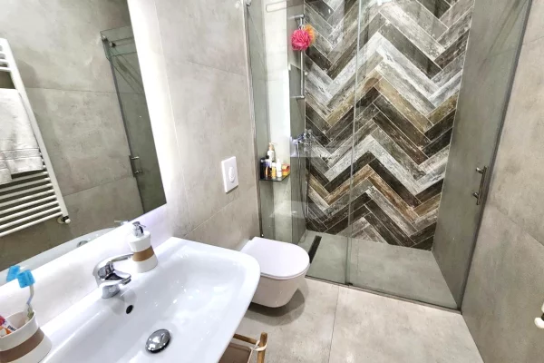 Apartment for rent in Tirana 2+1, Furnished