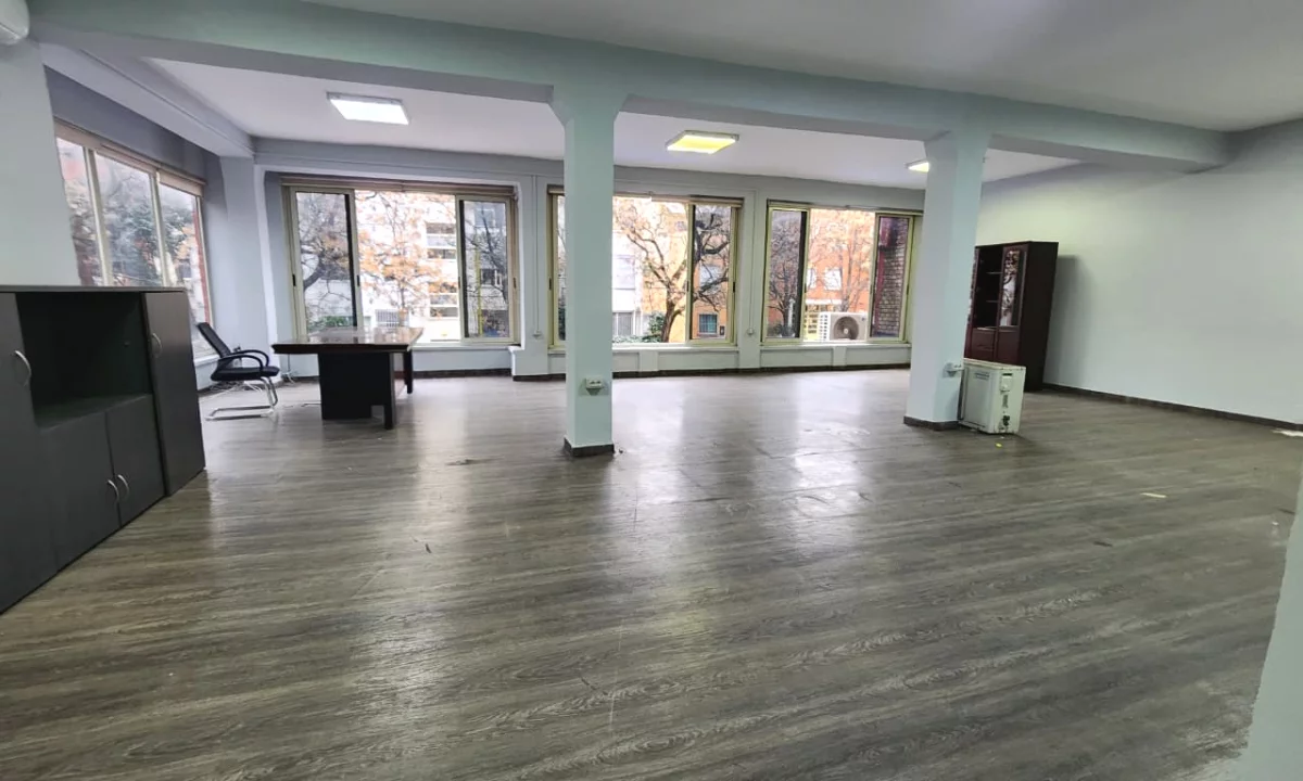 Jepet Zyre me Qira: (📍Bllok / Stadiumi Dinamo) ✨️Ambient Perfekt || 130m2 || Kt.2 VETEM PER 1500Euro/M