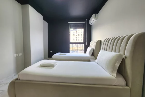 Shtepi me qera Apartament ne Tirane, 2+1, Mobilimi E mobiluar, Pagesa 1,100  Euro.