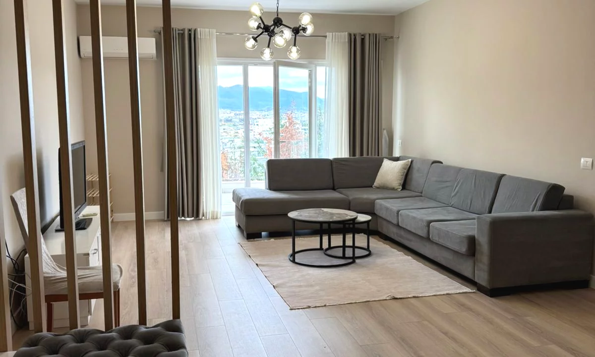 Shtepi me qera Apartament ne Tirane, 2+1, Mobilimi E mobiluar, Pagesa 70,000  Leke.