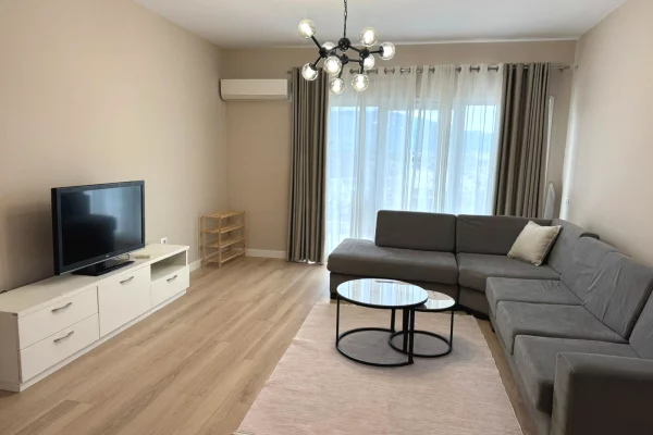 Shtepi me qera Apartament ne Tirane, 2+1, Mobilimi E mobiluar, Pagesa 70,000  Leke.