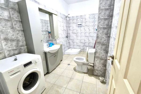 Shtepi me qera 2+1 ne Tirane - 45,000 Leke