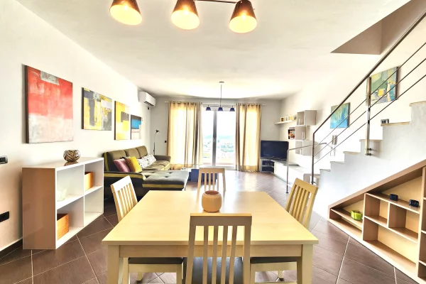 Duplex (2 storey house) for sale in Tirana 2+1, Furnished