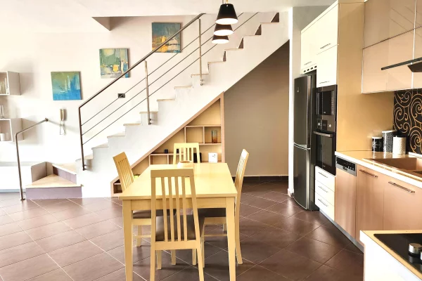 Duplex (2 storey house) for sale in Tirana 2+1, Furnished