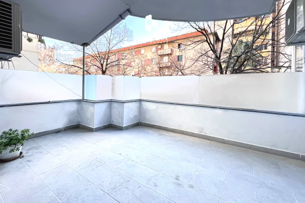 Zyre Absolute - Open Space (Vesa Center) Rruge Kryesore, BLLOK (160 m2) Parket Zvicerian