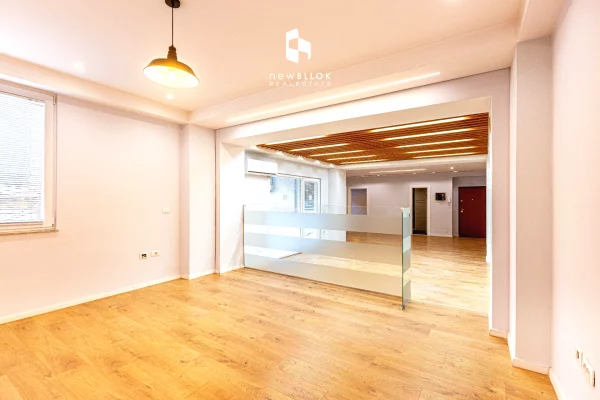 Zyre Absolute - Open Space (Vesa Center) Rruge Kryesore, BLLOK (160 m2) Parket Zvicerian