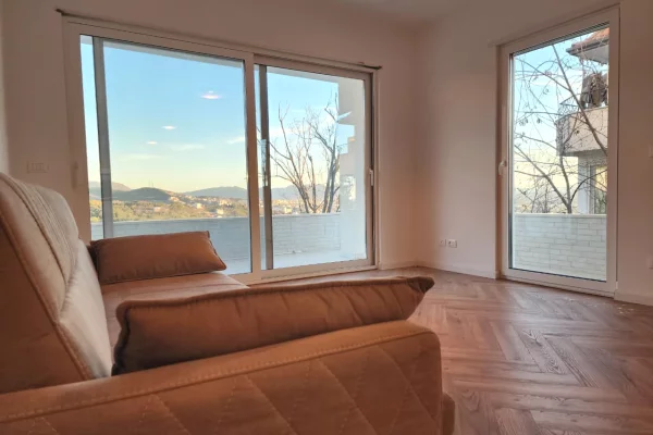 Shtepi me qera Apartament ne Tirane, 2+1, Mobilimi E mobiluar, Pagesa 500  Euro.