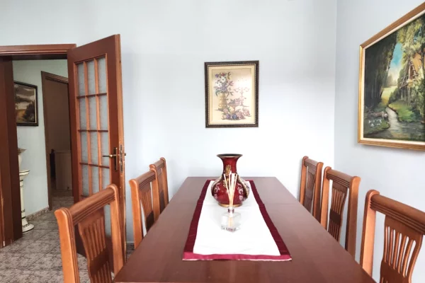 Appartamento in affitto a Tirana 3+1, Arredato