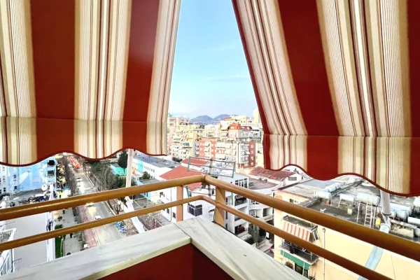 Shtepi me qera Apartament ne Tirane, 2+1, Mobilimi E mobiluar, Pagesa 800  Euro.