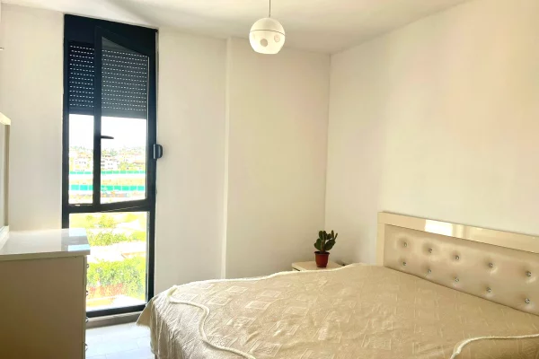 Appartamento in affitto a Tirana 3+1, Arredato