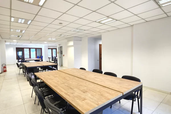 Supreme Office - Amb ideal per Zyre 📍 prb. Delijorgjit - Rr. e Kavajes -- 850m2 | k3, Pllt i Ri