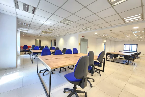 Supreme Office - Amb ideal per Zyre 📍 prb. Delijorgjit - Rr. e Kavajes -- 850m2 | k3, Pllt i Ri