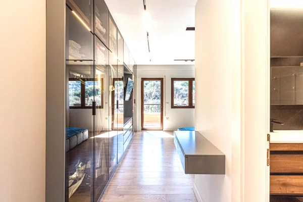 Appartamento in vendita a Tirana 2+1, Arredato