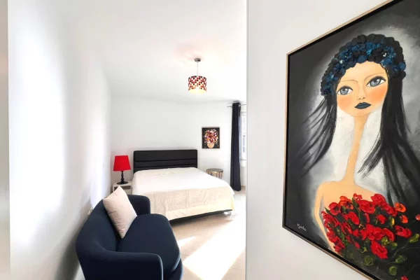 Me Qera: 3+1+2wc & Ballkon +1P.Parkimi 📍QENDER - Black Diamond Hotel (100% e Kompletuar) Location Premium || 1,300Euro/muaj