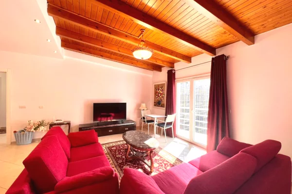 Me Qera: 3+1+2wc & Ballkon +1P.Parkimi 📍QENDER - Black Diamond Hotel (100% e Kompletuar) Location Premium || 1,300Euro/muaj