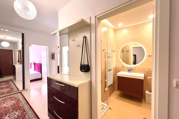 Me Qera: 3+1+2wc & Ballkon +1P.Parkimi 📍QENDER - Black Diamond Hotel (100% e Kompletuar) Location Premium || 1,300Euro/muaj