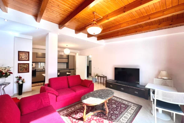 Me Qera: 3+1+2wc & Ballkon +1P.Parkimi 📍QENDER - Black Diamond Hotel (100% e Kompletuar) Location Premium || 1,300€/muaj