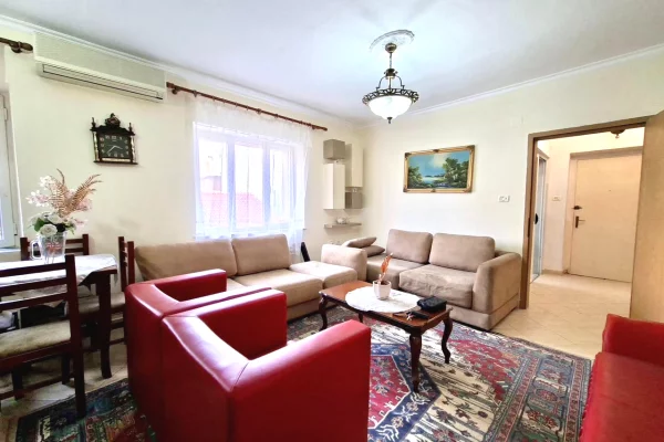 House for Rent 3+1 in Tirana - 65,000 Leke