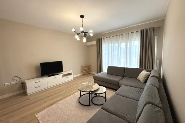Shtepi me qera Apartament ne Tirane, 2+1, Mobilimi E mobiluar, Pagesa 70,000  Leke.