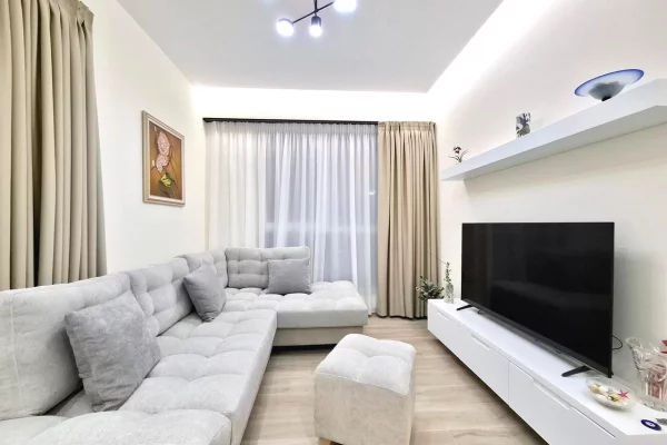 Me Qira : Ultra 1+1 ( 📍21 dhjetori - Mondial  ) Pallat 2026 - Hera e parë me qira 100% i ri🔥🔥  - 70.000 lekë ( interneti& administrimi ) Në çmim