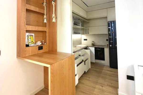 Appartamento in affitto a Tirana 2+1, Arredato