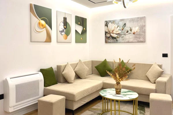 Appartamento in affitto a Tirana 2+1, Arredato