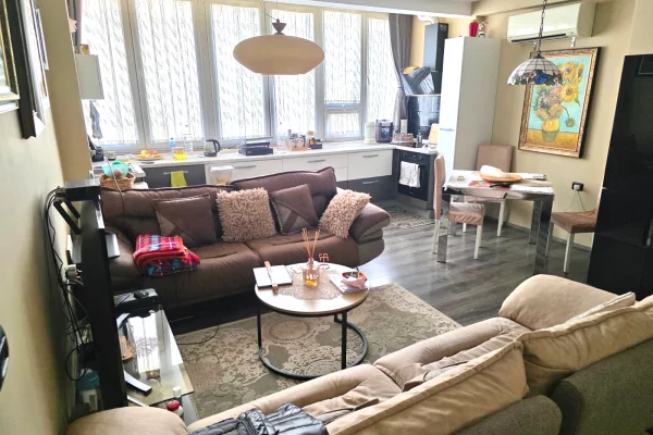 Shtepi ne shitje 2+1 ne Tirane - 140,000 Euro