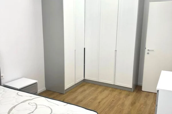 Shtepi me qera Apartament ne Tirane, 1+1, Mobilimi E mobiluar, Pagesa 45,000  Leke.