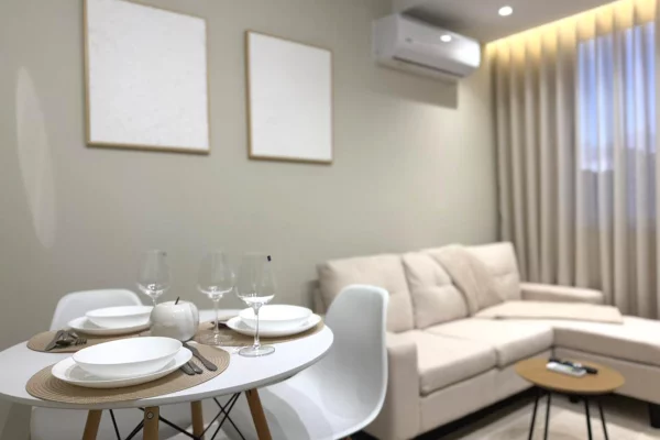Shtepi ne shitje Apartament ne Tirane, 1+1, Mobilimi E mobiluar, Pagesa 200,000  Euro.