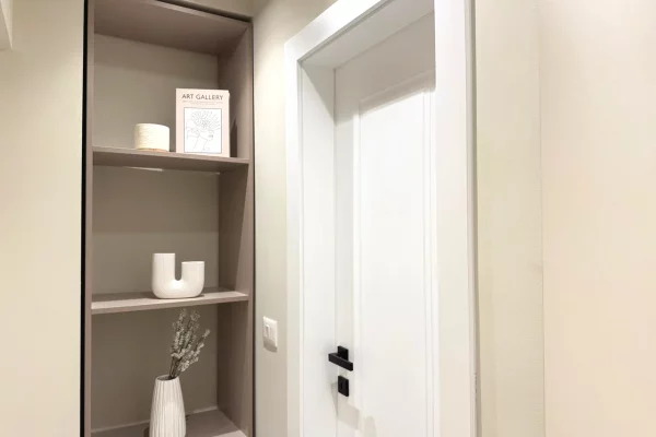 Shtepi ne shitje Apartament ne Tirane, 1+1, Mobilimi E mobiluar, Pagesa 200,000  Euro.