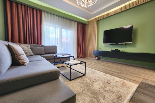 Shtepi me qera 3+1 ne Tirane - 1,000 Leke