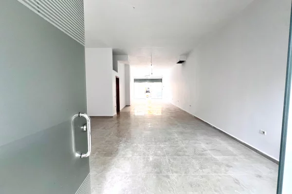Ambient biznesi me qera 1+1 ne Tirane - 1,000 Euro