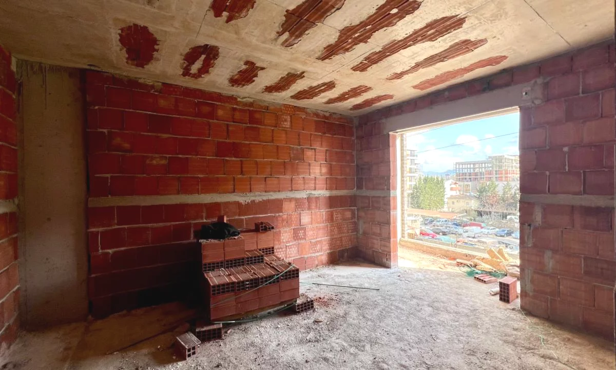 Apartment for sale in Tirana 1+1, Emty