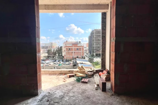 Apartment for sale in Tirana 1+1, Emty