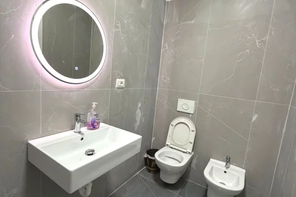 Appartamento in affitto a Tirana 1+1, Arredato