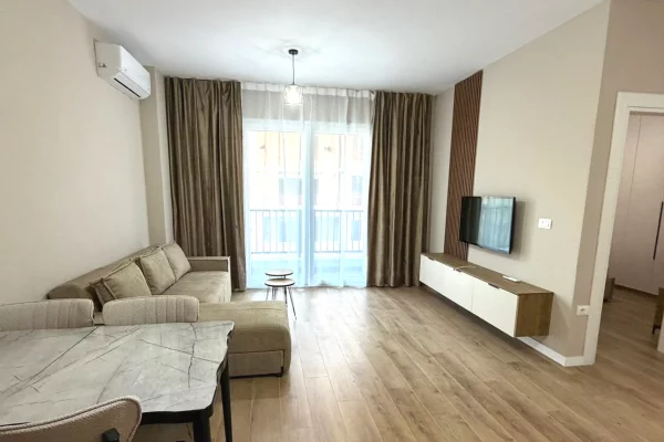 Appartamento in affitto a Tirana 1+1, Arredato