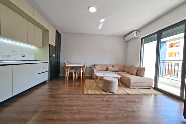House for Rent 1+1 in Tirana - 70,000 Leke