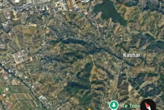 Truall ose Toke  ne Tirane - 540,000 Euro
