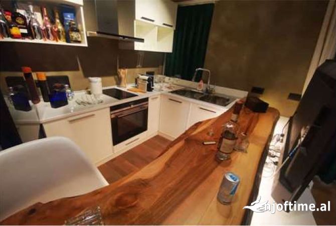 Shtepi me qera 1+1 ne Tirane - 850 Euro