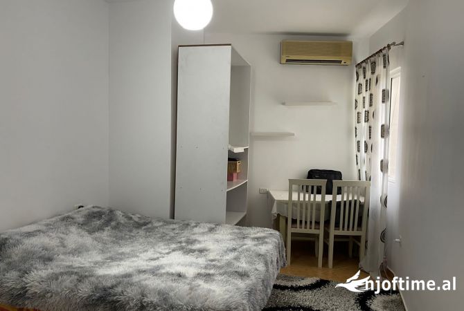 Shtepi me qera 2+1 ne Tirane - 50,000 Leke
