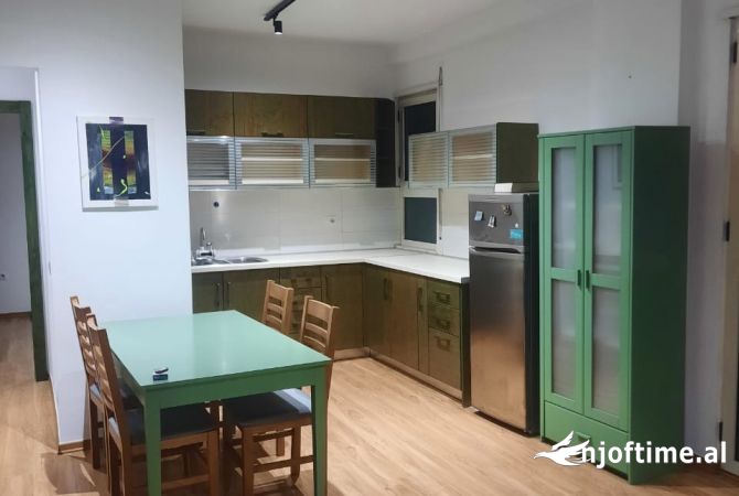 Shtepi me qera 2+1 ne Tirane - 500 Euro