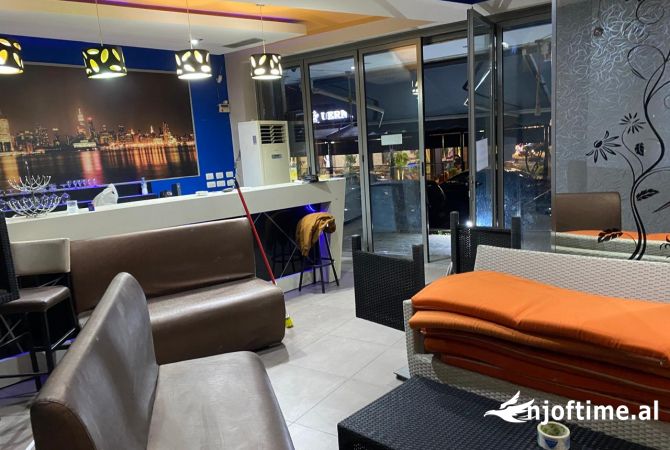 Ambient biznesi ne shitje 2+1 ne Tirane - 122,000 Euro