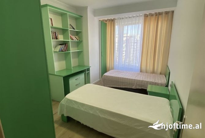 Shtepi me qera Apartament ne Tirane, 2+1, Mobilimi E mobiluar, Pagesa 550  Euro.