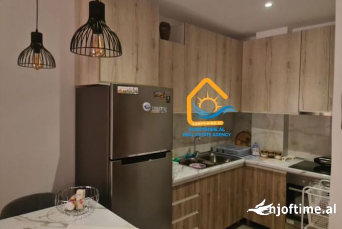 Shtepi ne shitje Apartament ne Vlore, 1+1, Mobilimi E mobiluar, Pagesa 195,000  Euro.