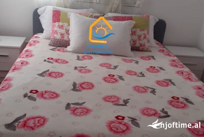 Shtepi me qera Apartament ne Vlore, 1+1, Mobilimi E mobiluar, Pagesa 250  Euro.